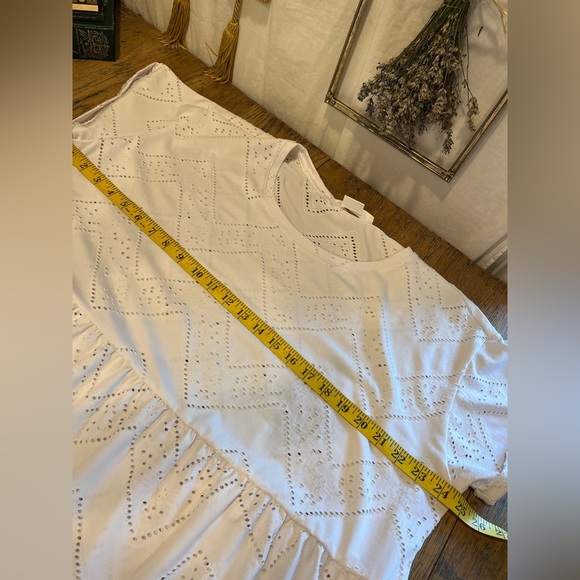 IN EVERY STORY – White Eyelet Dress with Lining – Size X – 2-Piece Set - Picture 5 of 14